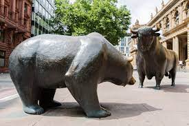 Retail investors bailing on bull market
